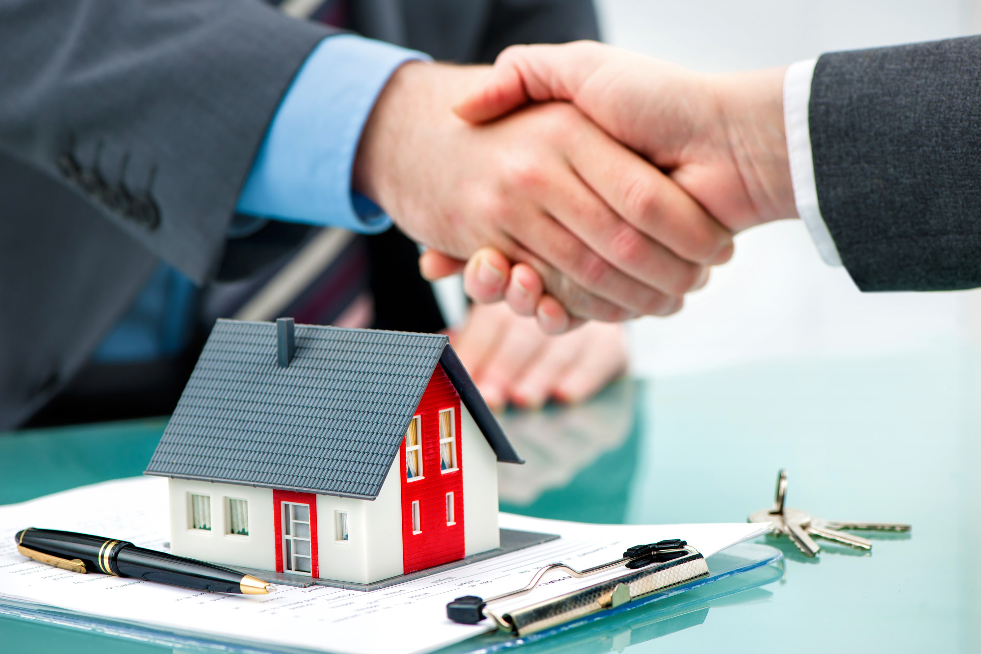 Everything Landlords Should Know About Lease Renewals